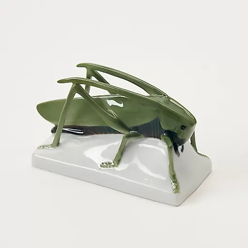 Редкая фарфоровая статуэтка Кузнечик