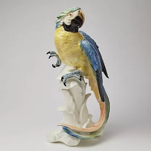Фигурка "Попугай" Carl Ens