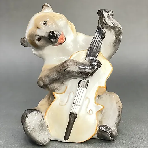 Скульптура «Медведь с контрабасом» из скульптурной группы «Квартет» . Воробьев. ЛФЗ/ СССР