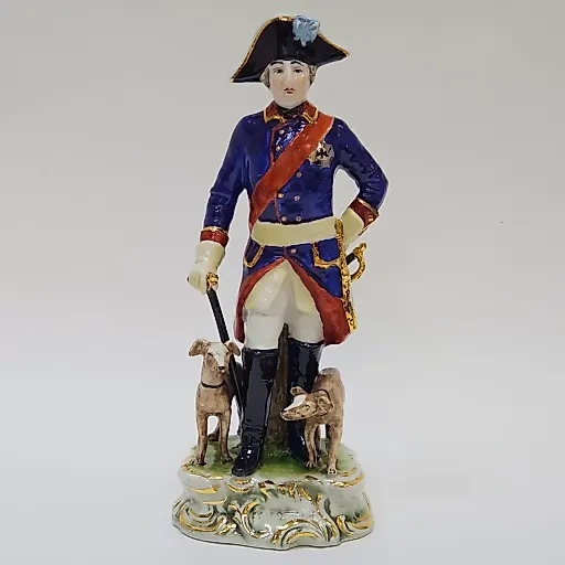 Редкая фарфоровая фигура - Фридрих Великий la courtille