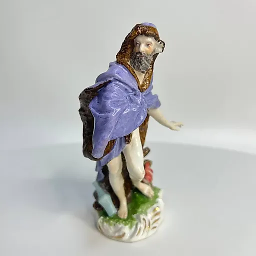 Старинная статуэтка "Зима"