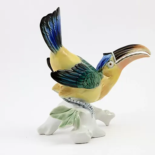 Фигурка «Тукан арасари»