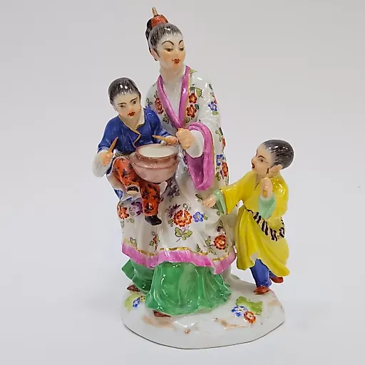 Фигурка Японка с детьми 1900 гг