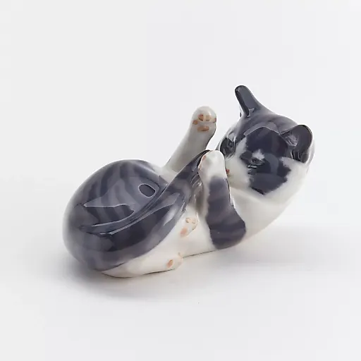 Статуэтка "Котёнок"