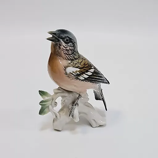 Статуэтка Зяблик Карл Энс