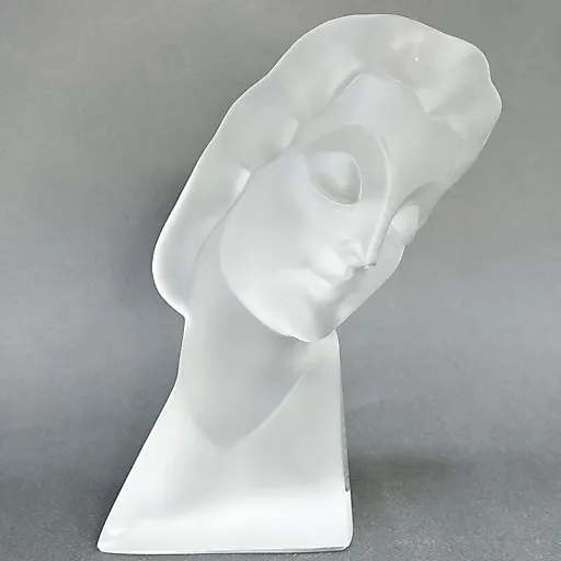 Статуэтка Маска дизайн 1930г. Г. Хоффманн Чехия 21 в