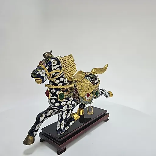 Фигурка лошадь эмаль