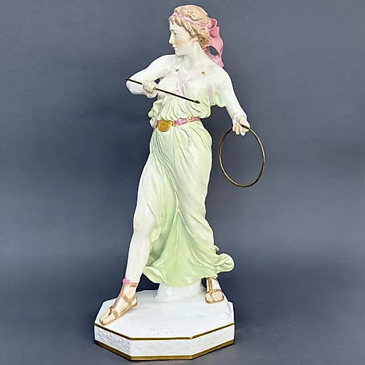 Скульптура HOOP THROWER модель Reinhold Boeltzig Германия 1909 г