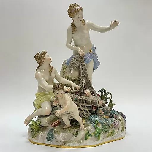 Скульптурная группа "Ловля тритона" 1860 гг