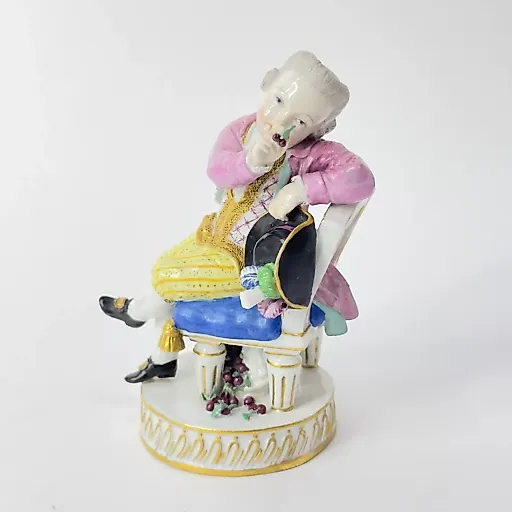 Фигурка "Молодой аристократ" 1860е г