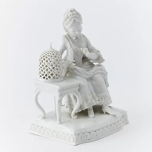 Фарфоровая немецкая статуэтка "Аллегория осязания"