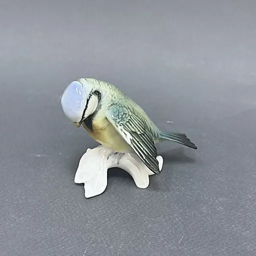 Фарфоровая статуэтка "Синица-лазоревка"