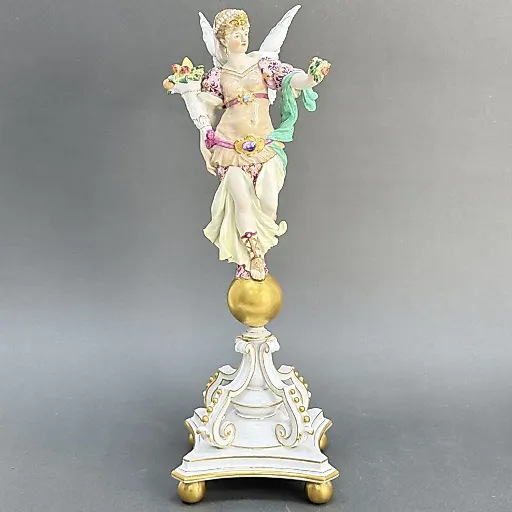 Статуэтка Фортуна на пьедестале Германия 1880-1890 гг