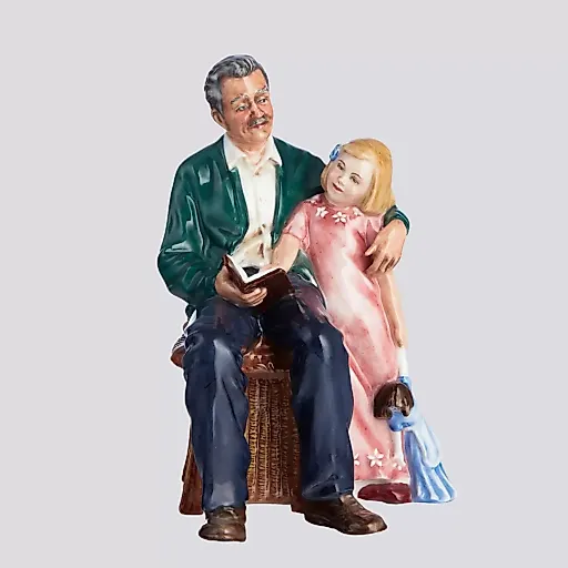 Статуэтка Дедушка читает