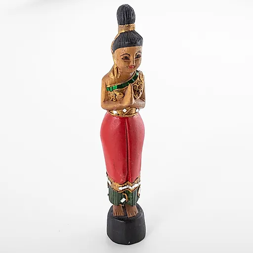 Резная деревянная статуэтка таиландки в национальном костюме с золочением, Таиланд, 1990-2010 гг.