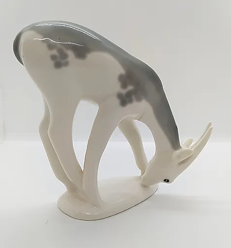 Фарфоровая статуэтка "Косуля" ЛЗФИ, СССР, 1950-е годы