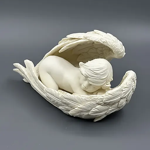 Современная статуэтка 'Новая душа' из композитного материала, Западная Европа, 2010-2020 гг.