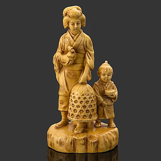 Фаянсовая статуэтка "Птичница" с росписью, Япония, первая половина XX века