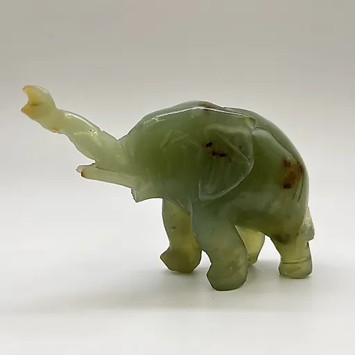 Статуэтка слона из поделочного камня, азиатская работа, 2000-2010 гг.