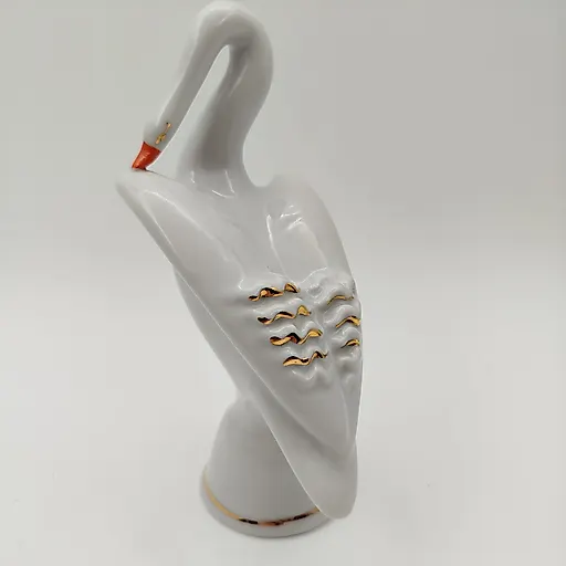 Фарфоровая статуэтка «Белый лебедь» с золочением, Дулевский завод, СССР, 1970-1990 гг.