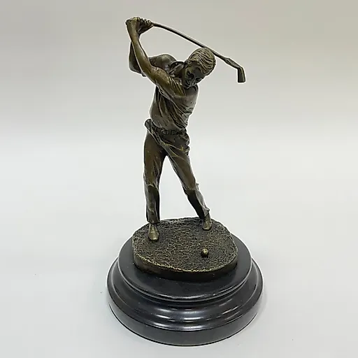 Бронзовая статуэтка "Гольфист" скульптора Мило, начало XX века
