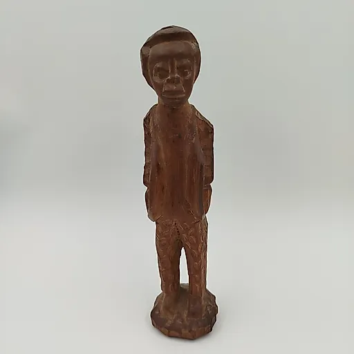 Резная деревянная статуэтка мужчины, африканское искусство, 1980-2010 гг.