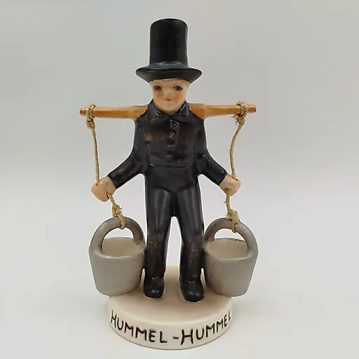 Фарфоровая статуэтка "Водонос" Goebel M.I. Hummel, Германия, 1993-1998