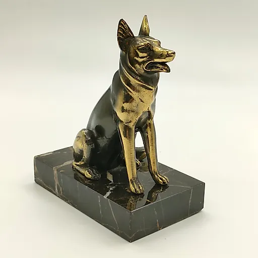 Статуэтка овчарки на постаменте, металл, камень, золочение, Западная Европа, 1970-1990