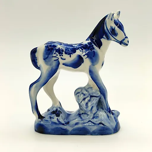 Фарфоровая статуэтка «Жеребенок» Гжель, роспись, Россия