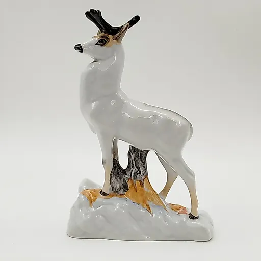 Фарфоровая статуэтка "Олень" скульптора Воробьева Б.Я., ЛФЗ, СССР, 1950-е годы