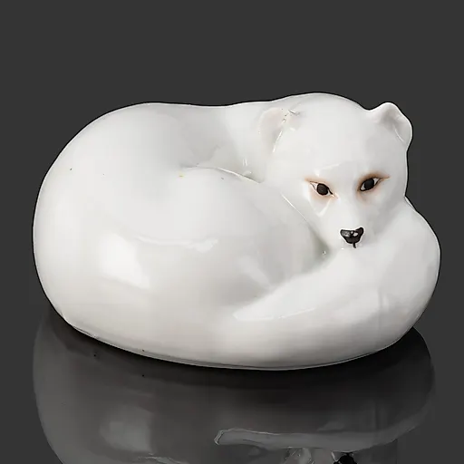 Фарфоровая статуэтка "Песец" авторства Блохина В.И. с росписью Ризнич И.И., ГФЗ, СССР, 1918-1930 гг.