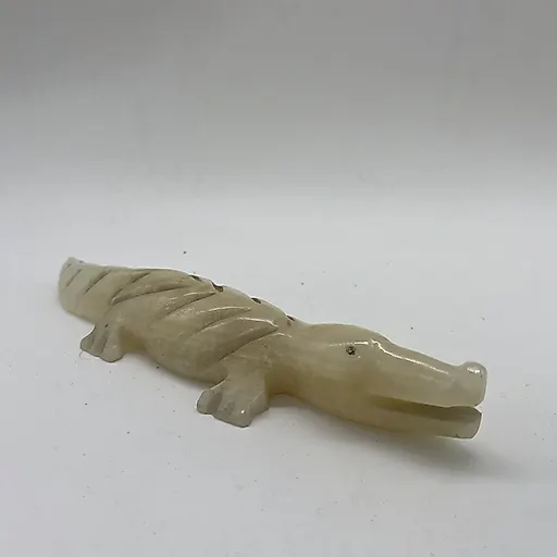 Резная статуэтка крокодила из натурального камня, Азия, конец XX века