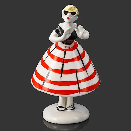 Фарфоровая статуэтка "Сплетница" из серии "Разговор", ЛЗФИ, СССР, 1950-е