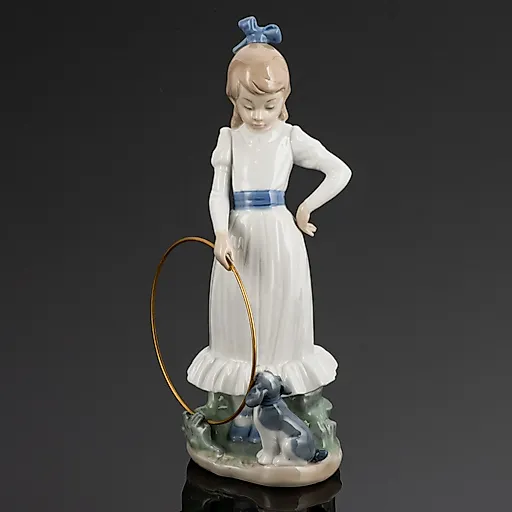 Фарфоровая статуэтка «Моя собака выполняет трюки» NAO Porcelain, Испания, 1983