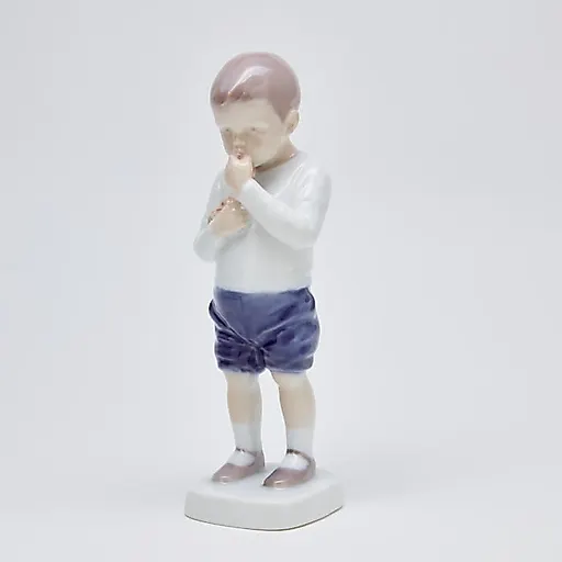 Фигурка "Петер - мальчик с яблоками" - View 7