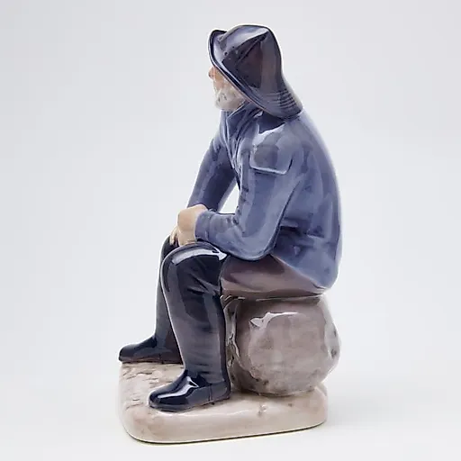 Фигурка "Старый рыбак" - View 6