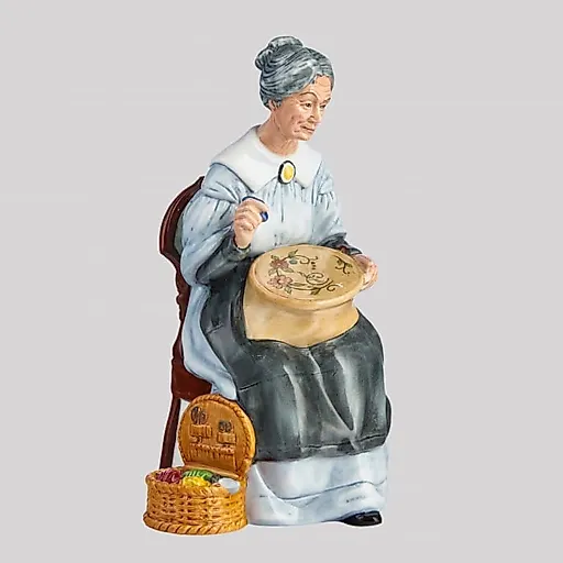 Статуэтка "Вышивание" - View 2