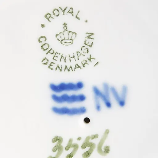 Мальчик с зонтиком - View 5