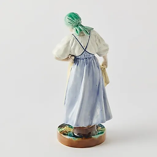 Крестьянка в сарафане - View 2