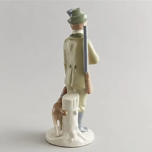 Охотник с собакой - View 3