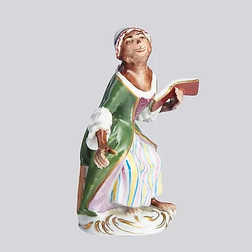 Обезьяна в зеленом платье с полосками - View 4