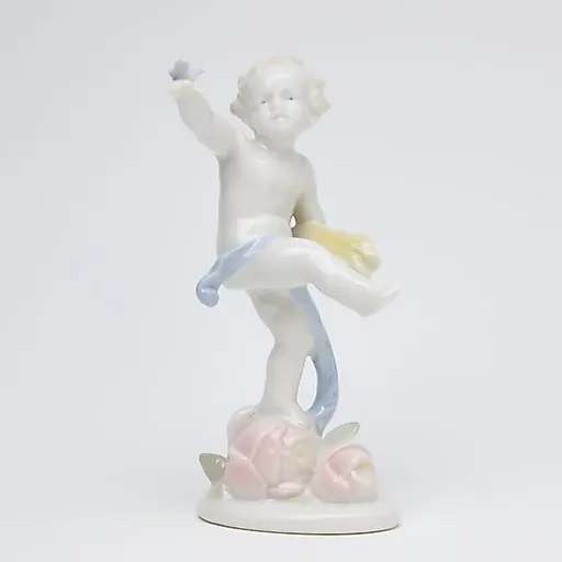 Статуэтка из серии Времена года "Лето"