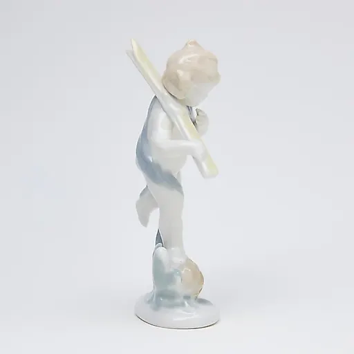 Статуэтка из серии Времена года "Зима" - View 2