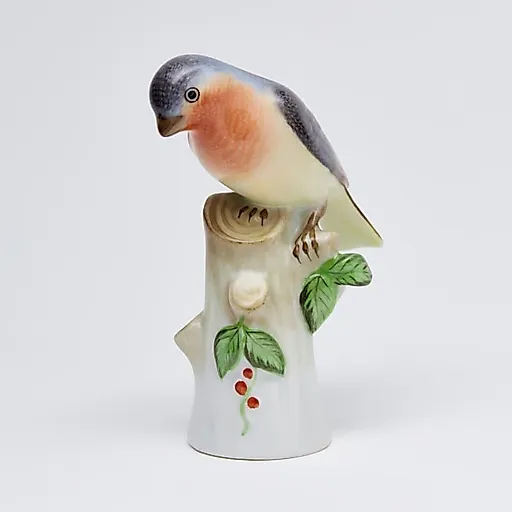 Птичка на пне с ягодками - View 2