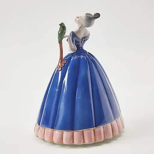 Дама с попугаем - View 2