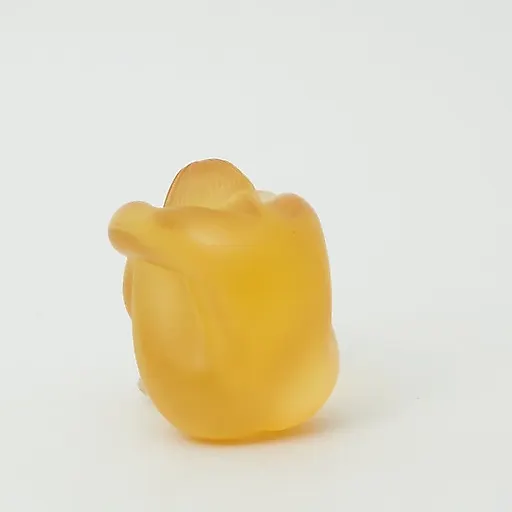Статуэтка янтарного цвета - View 3