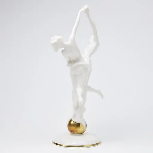 Статуэтка "Девушки на шаре" - View 5