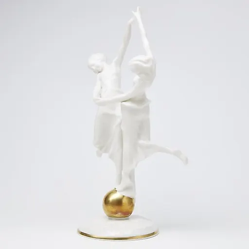 Статуэтка "Девушки на шаре" - View 6