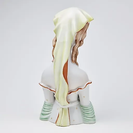 Девушка в молитве - View 4