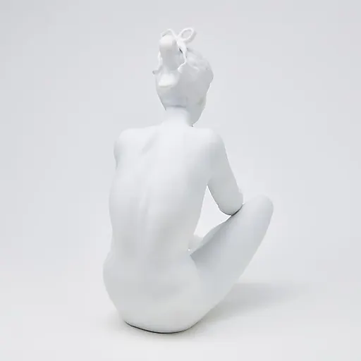 Девушка играющая на флейте - View 5